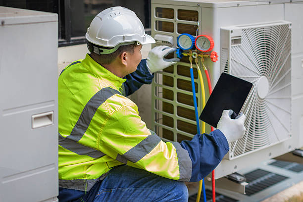 Professional Hvac technician working in Salisbury, MA